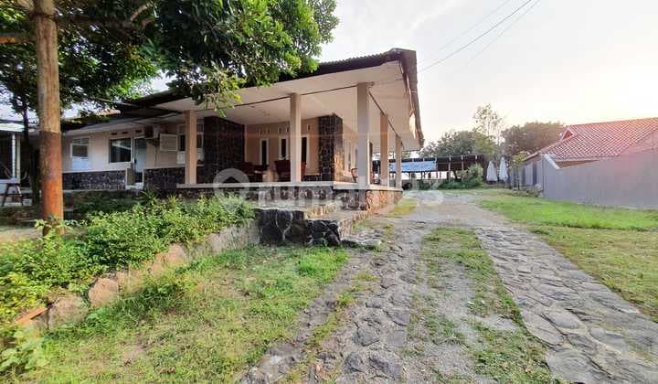Dijual Rumah Strategis di Pinggir Jalan Kapten Halim Purwakarta