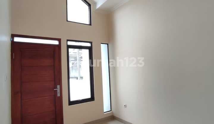 Rumah Minimalis di Cisaranten Kulon Arcamanik Kota Bandung