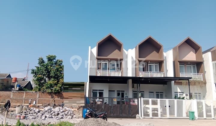 Rumah di Cisaranten Kulon 2 Lantai - Harga Ekonomis Strategis
