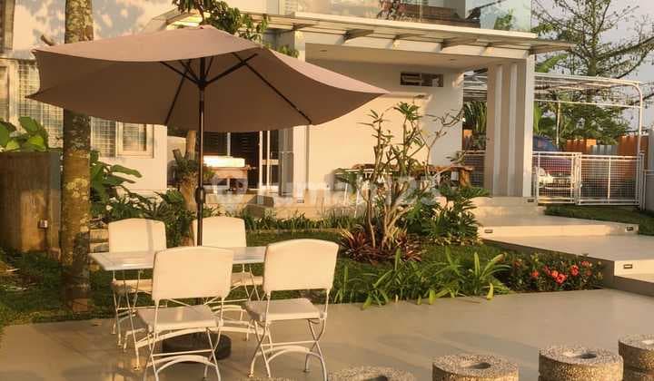 Villa Mewah Di Resort Dago Pakar Bandung