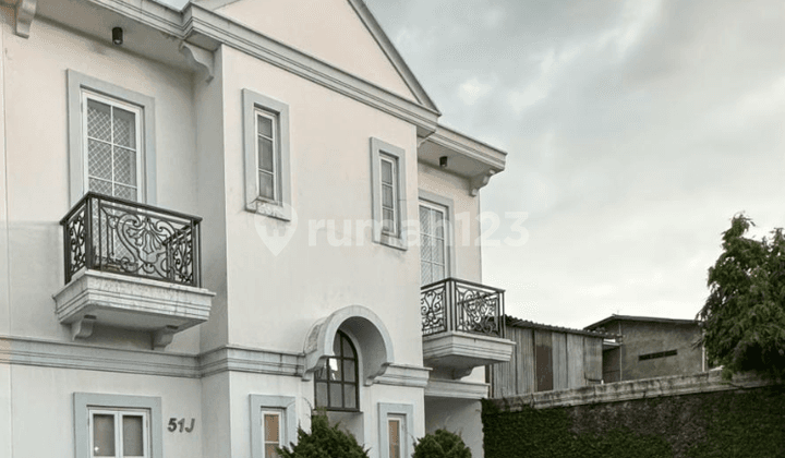 Rumah 3 Lantai Siap Huni Dalam Cluster Di Cipete 147 Meter