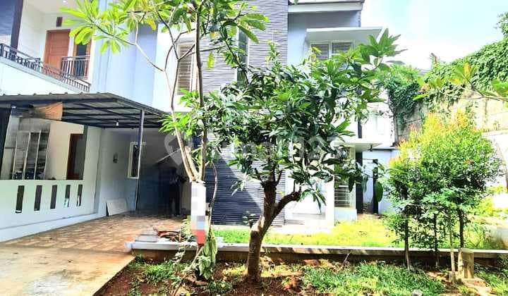 Rumah Modern Siap Huni, Lokasi Sangat Nyaman Dan Aman Di Bintaro Sektor 9