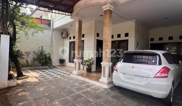 Dijual Rumah 2 Lantai Siap Huni dengan Hunian Nyaman @Bintaro