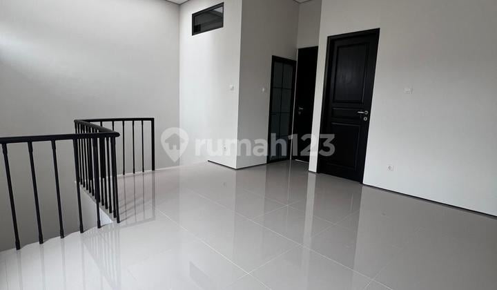 Jual Rumah Baru di Sektor 5 Harga Terjangkau !!!!!!!!