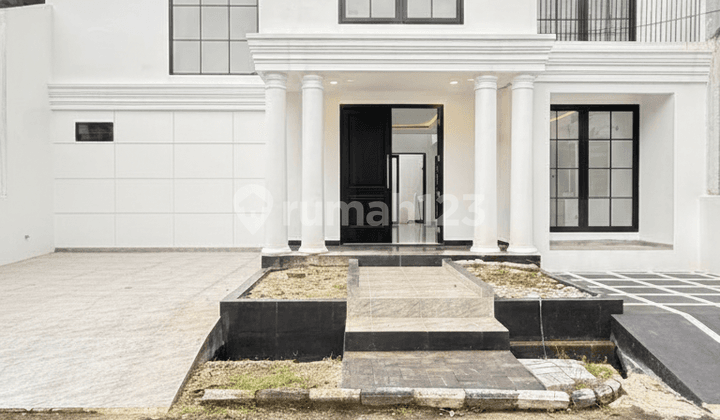 Rumah Sultan American Classic di Bintaro Sektor 9