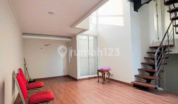 Rumah Murah 2 Lantai di Kebayoran Bintaro Dekat Toll