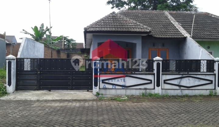 Rumah SHM di Graha Puntadewa Pakis , Malang