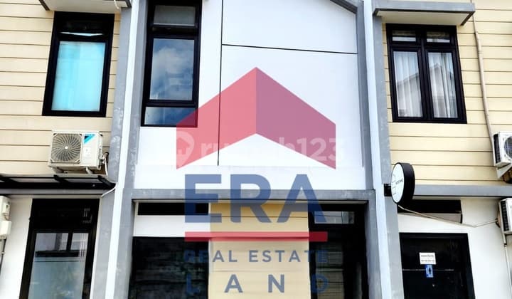 Rumah Bagus SHM Araya, Malang