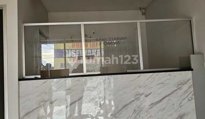 Ruko di Jalan Raya Sumberpasir Pakis, Malang Bagus SHM