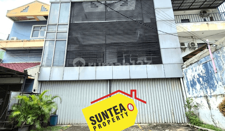Ruko 3 Lantai Siap Huni Dekat dengan Bintaro Plaza - 0898