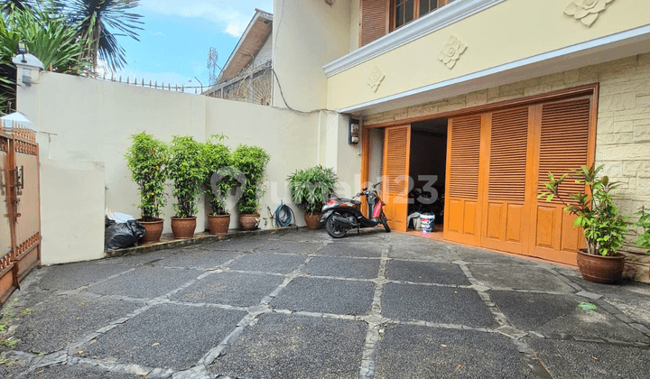 Rumah Luas Nyaman Siap Huni di Bintaro Sektor 9 - 0856