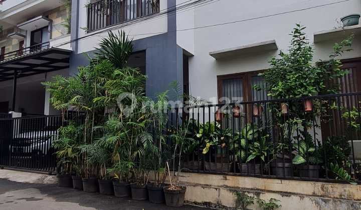 Rumah Bagus Siap Huni Area Bintaro Jaya -0012