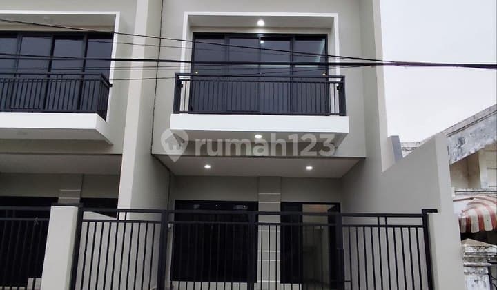 1M FOR A NEW HOUSE IN SUTOREJO NEAR PAKUWON CITY AND ITS.