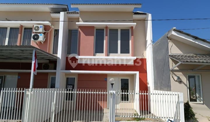 RUMAH BARU 2LT FREE DP FREE BIAYA2 LOKASI 15 MENIT KE RAYA MERR
