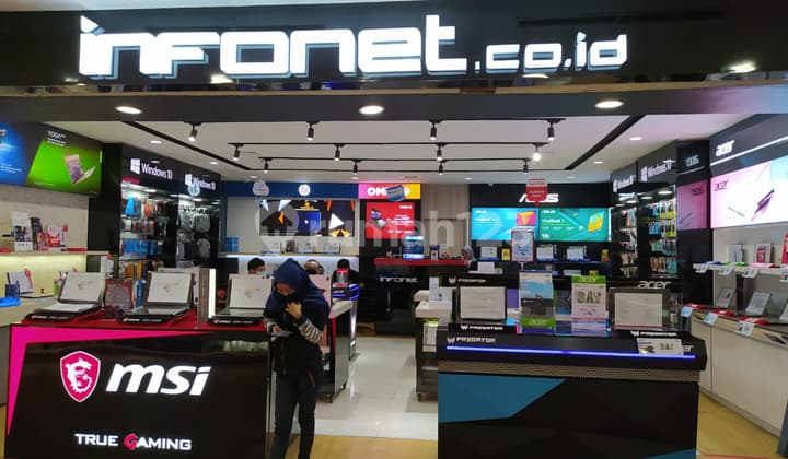 Kios di Mal Mangga Dua