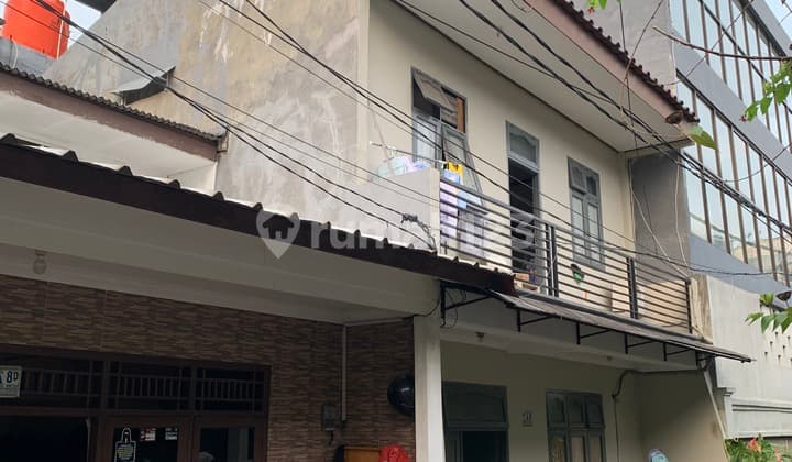 Dijual Rumah 2 Lantai Di Anggrek Neli Murni