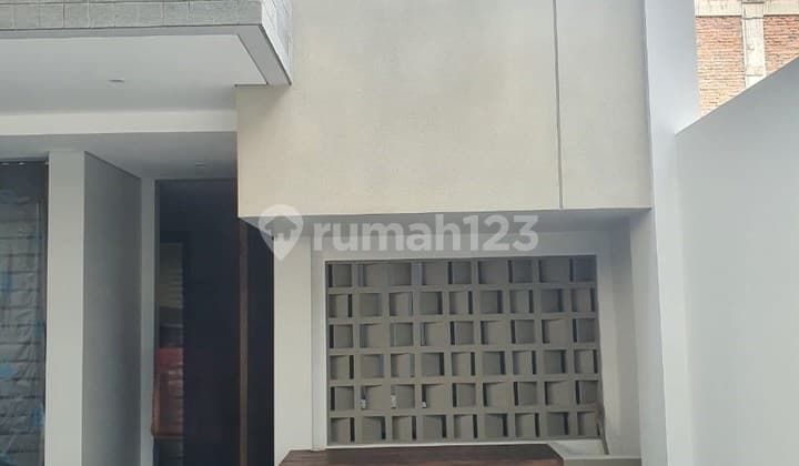 Rumah Baru 3 Lantai di Jati Indah, Pangkalan Jati, Cinere