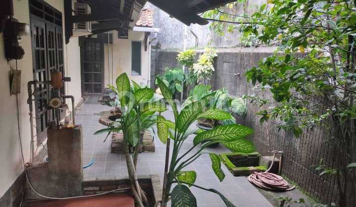 Rumah Minimalis Modern Sejuk di Jl. H. Muhi, Pondok Pinang