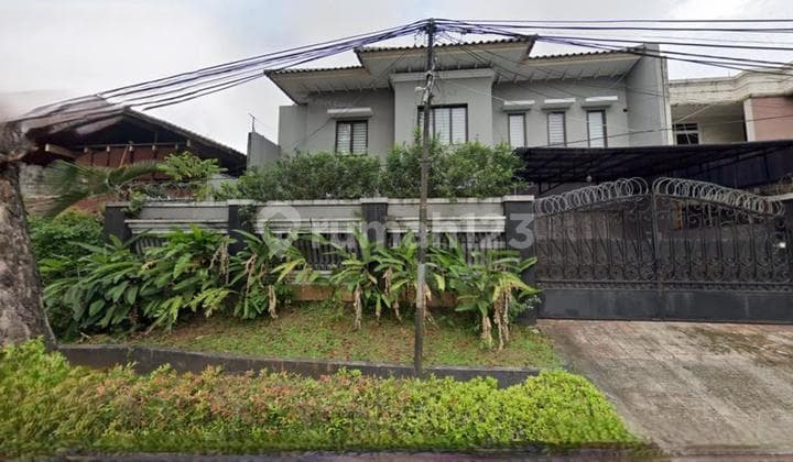 Rumah di pinggir jalan commercial Di menteng raya bintaro
