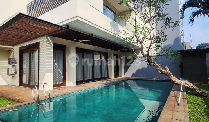 Affordable Luxury Corner House Strategically Located in Pondok Indah, South Jakarta