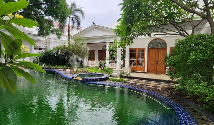 Cheap Luxury House Suitable for Business Strategic Metro Raya Pondok Indah