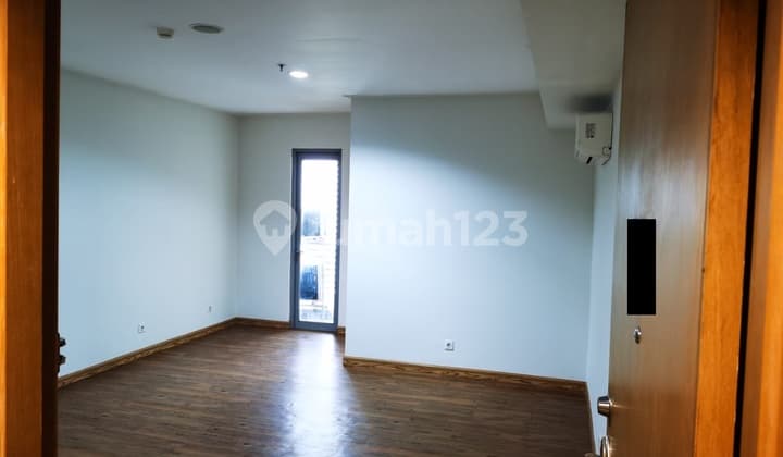 Office Space Siap Pakai di Apt. The Mansion Kemayoran, Bisa Nego