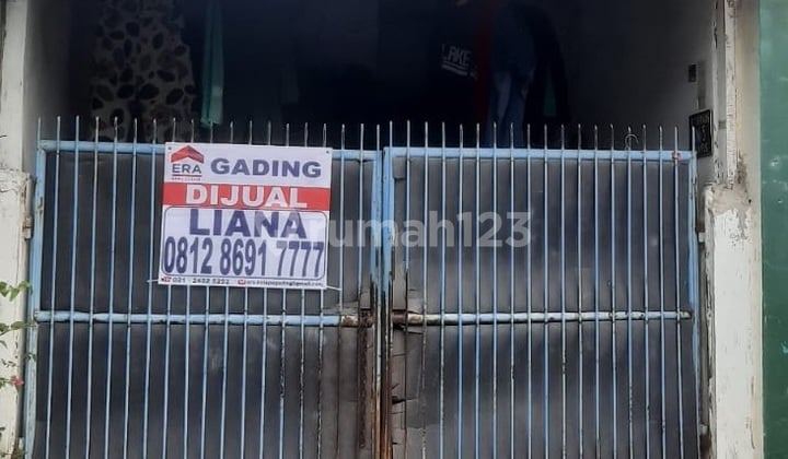 Rumah Standart Hitung Tanah di Johar Baru, Bisa Nego