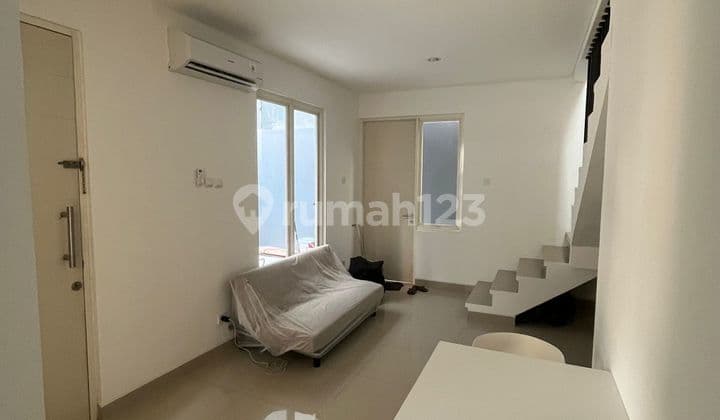 TURUN HARGA! Hot Sale, Rumah Semi Furnish Siap Huni Di Harapan Indah