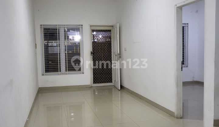 Iy.025 Quick Sale, Nice Empty House 2.5Flt in Sunter