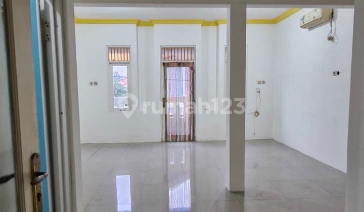 Disewakan, Rumah Minimalis 2Lt Rapih Siap Huni Di BCS