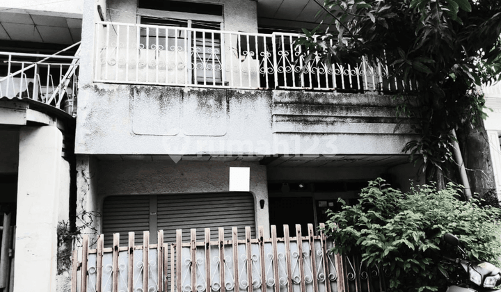 Turun Harga! Jual Cepat Rumah Standart 2Lt di Kartini, Nego