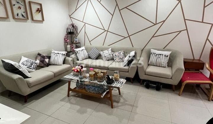 For Sale Nice House Ready to Occupy in Sunter Mas 2 Floors