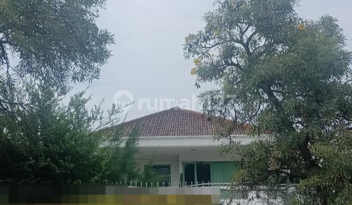 JUAL CEPAT Rumah Lokasi Strategis Pinggir Jalan Raya di Sunter-Yn