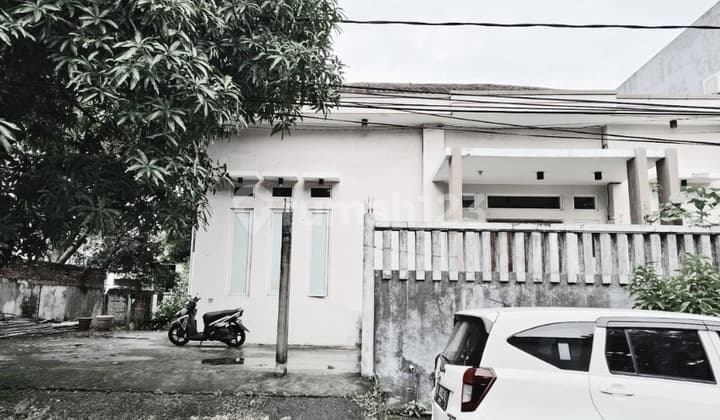 Jual Cepat, Rumah Posisi Hoek di Sunter Agung, Nego