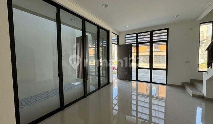 Disewakan Cepat Rumah di Pik 2 Luas 8 X 15 - Lokasi Bagus
