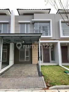 Disewakan Rumah di Golf Island 2 Lantai - Semi Furnished Disewakan Rumah di Golf Island 2 Lantai - Semi Furnished