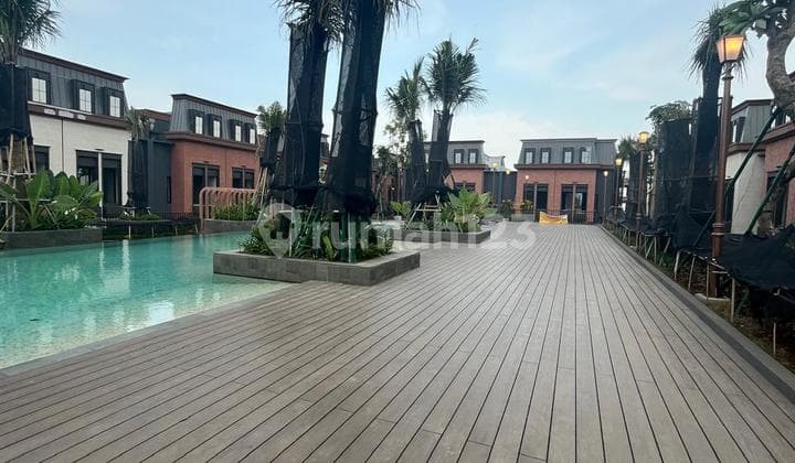 Dijual Cepat Penthouse Ginza 4 Lantai di Pik 2