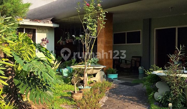 Rumah.asri.di.klojen Malang.cocok Buat.investasi 2.Lantai.