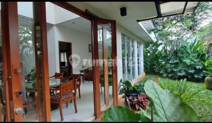 For Sale: 2-Story Semi-Furnished House in The Green BSD City