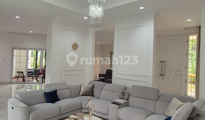 Dijual Rumah Mewah Semi Furnished di Lokasi Premium Alam Sutera !