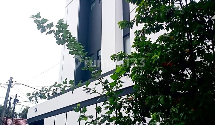 Kos for Sale in Medang Lestari, Fully Occupied 20 Rooms, Adjacent to Gading Serpong