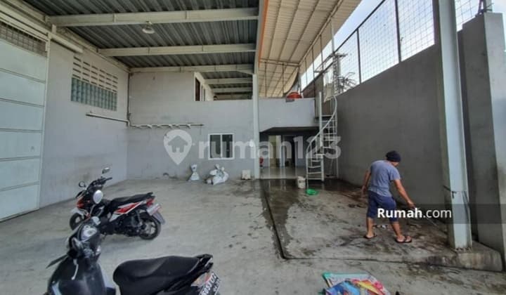 Sewa Gudang 2Lantai Kavling Dpr Cipondoh Bebas.banjir