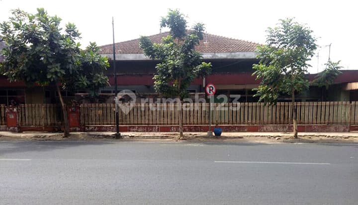 Rumah Butuh Renovasi Unfurnished SHM di Kh Hasyim Azhari, Klojen Malang Kota