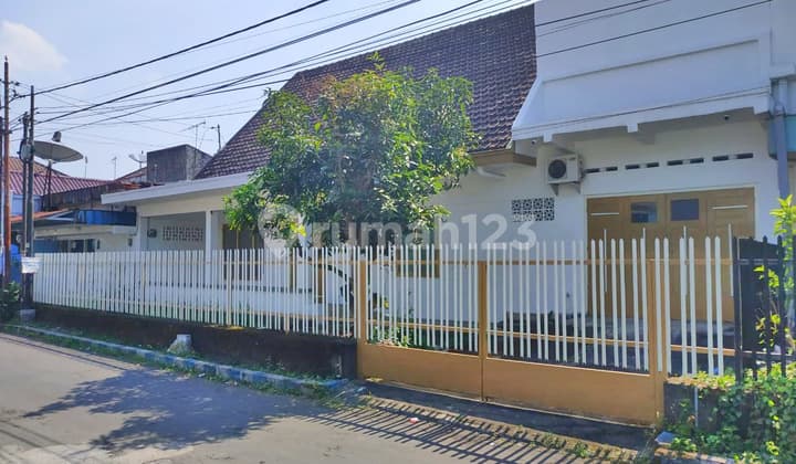 Rumah Murah Luas 1 Lantai Lokasi Daerah Pulau Pulau , Klojen Malang Kota