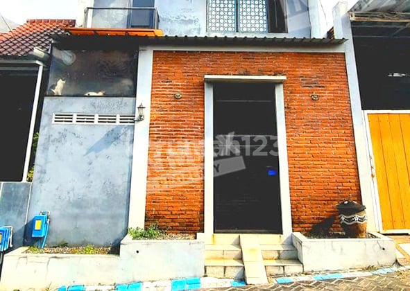 Jual Cepat Rumah 2 Lantai, Semifurnished Lokasi Pandanwangi Green Park
