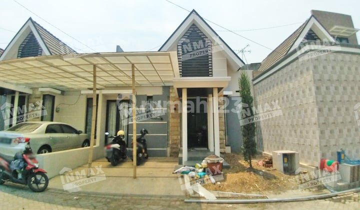 Semi-Furnished Modern Minimalist House in the Ikan-Blimbing Area