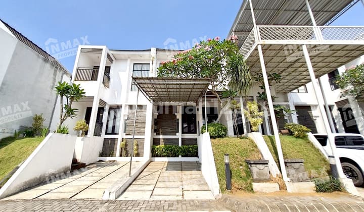 Rumah Bagus 2 Lantai Furnished Di Green Hills Karangploso, Malang