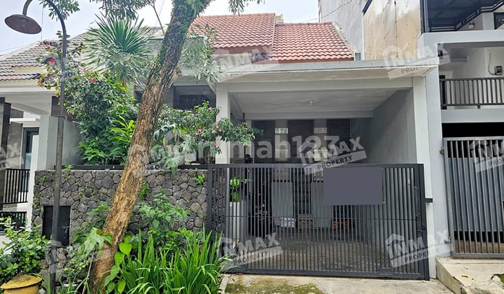 Rumah Minimalis 2 Lantai Strategis Di Puncak Dieng, Malang