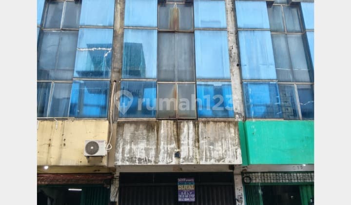 Sewa Ruko Arcadia Cocok untuk Usaha 3 Lantai Nego