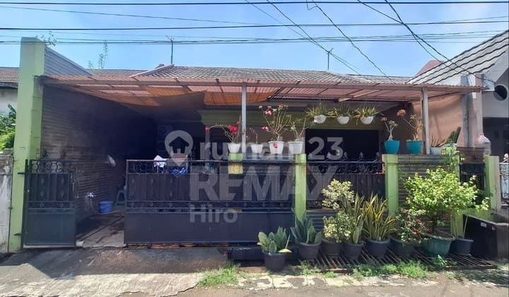 House for Sale Near Galaxy